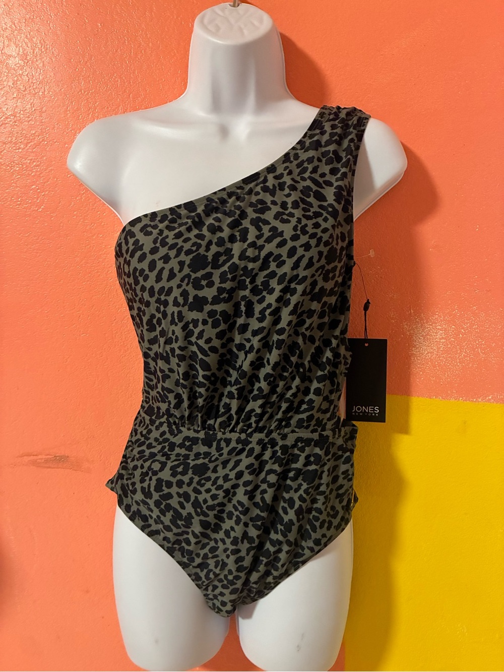 Jones New York Olive and Black One-Shoulder Leopard Print One-Piece